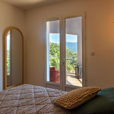 بروبرِيانّو Residence Ochji Di Mare المظهر الخارجي الصورة